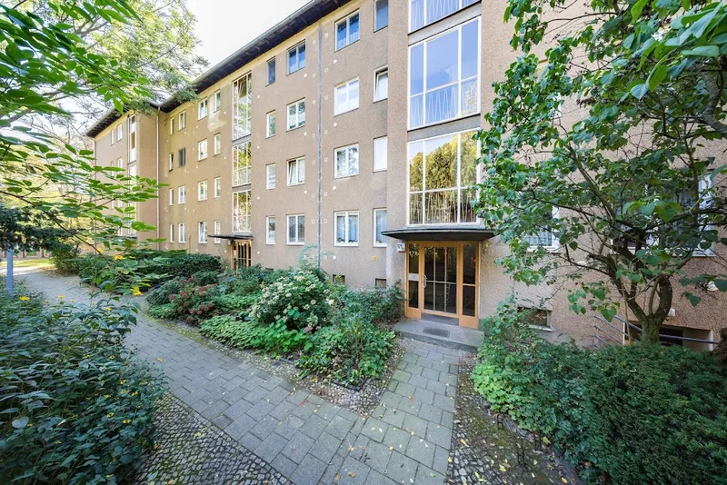 Mit Renovierungsbedarf — photo 1